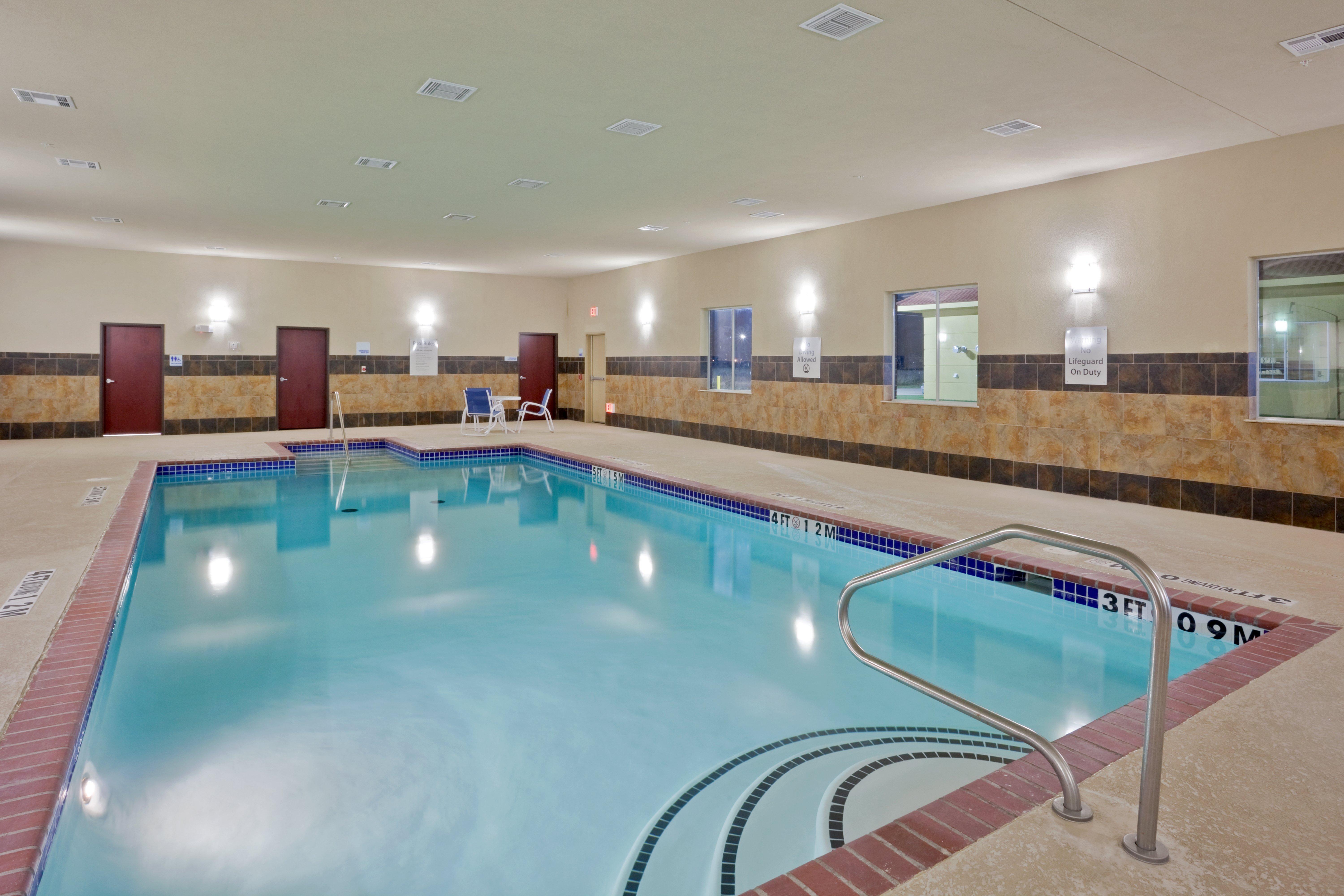 Holiday Inn Express Hotel & Suites Dumas By Ihg Экстерьер фото